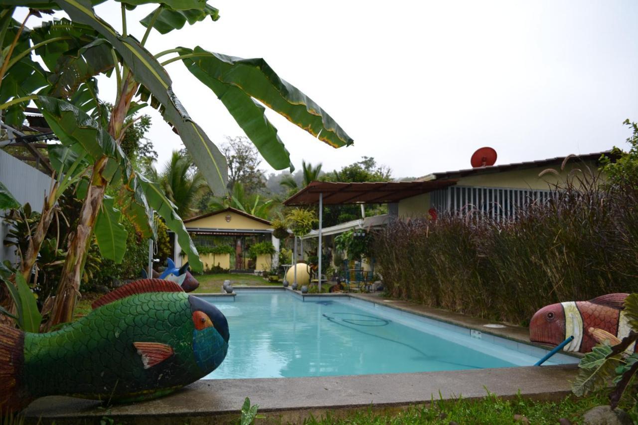 Casa Sophia: Triple Apartment Options with Wi-Fi Guapiles Exterior photo
