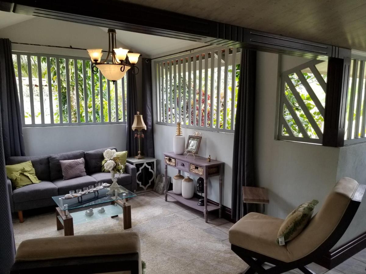 Casa Sophia: Triple Apartment Options with Wi-Fi Guapiles Exterior photo